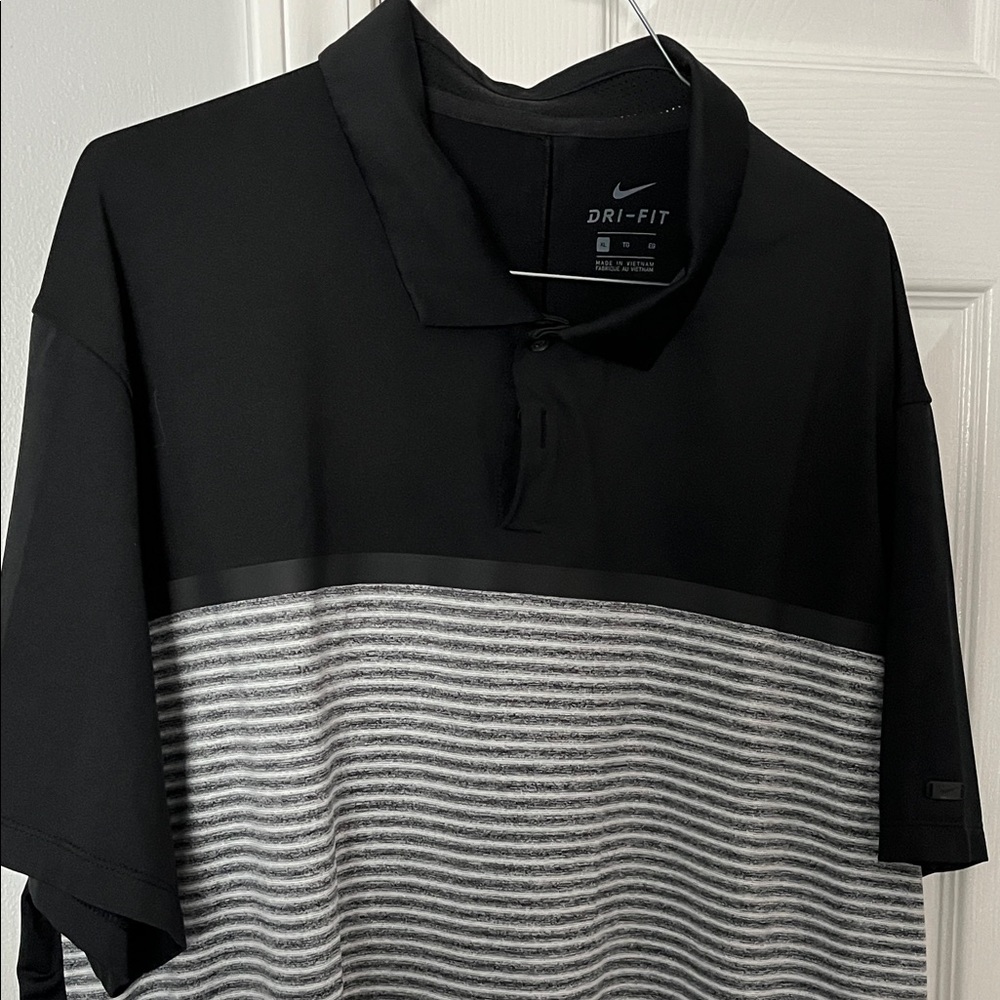 Nike Men's Polo Shirt in Black and Gray Stripes